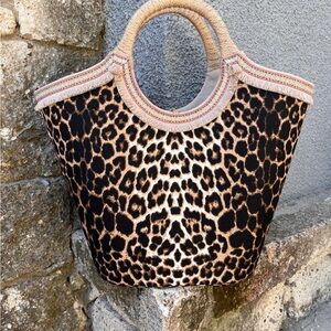 Leopard Print Women's Tote Bag